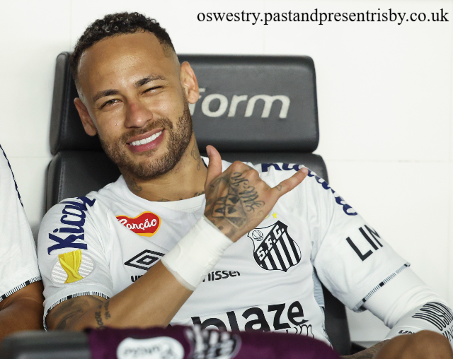 Neymar Kembali ke Barcelona Deco Berikan Penjelasan